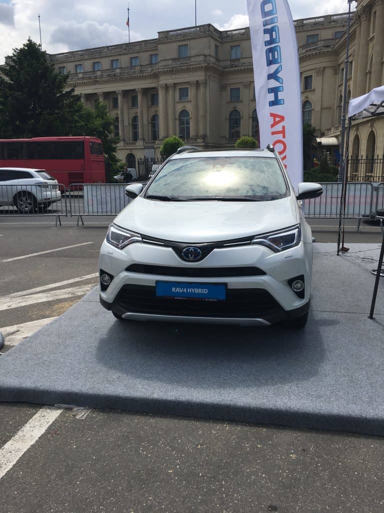 Toyota Rav 4 hybrid 